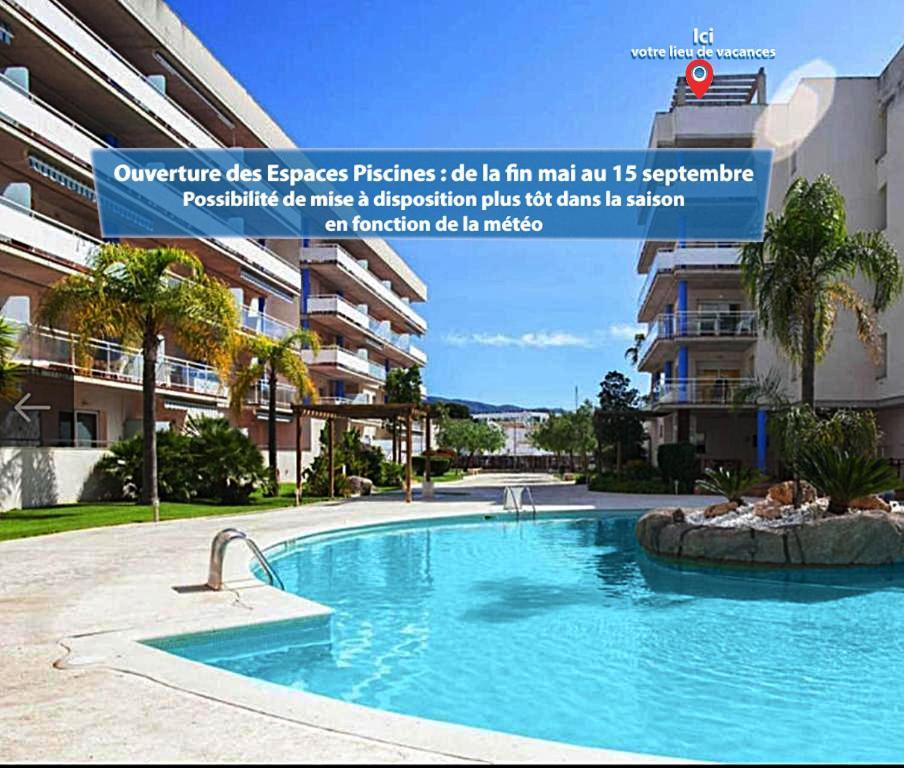 Superbe Appartement Avec Solarium Et Piscine Communautaire Roses Exterior photo